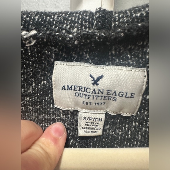 American Eagle Grey Knit Zip Up Sweater - Picture 3 of 8